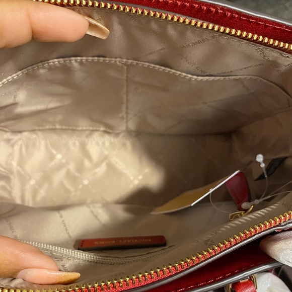 Michael Kors purse and card holder - Picture 3 of 8